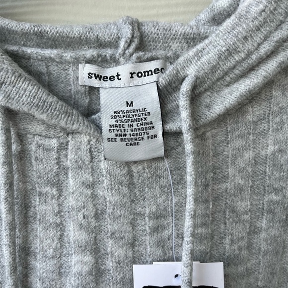 Sweet Romeo gray ribbed knit hoodie NWT - Picture 7 of 7